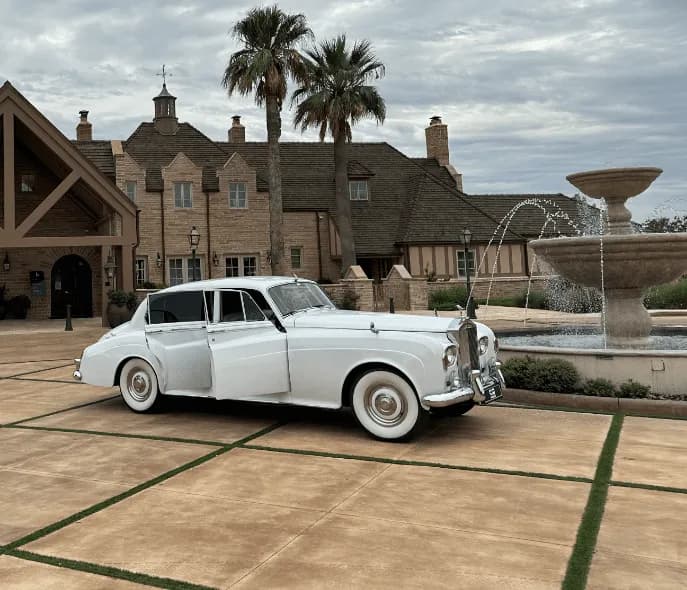 White Rolls Royce exterior for wedding car rental in Palo Pinto County, TX White Rolls Royce exterior for wedding car rental in Palo Pinto County, TX