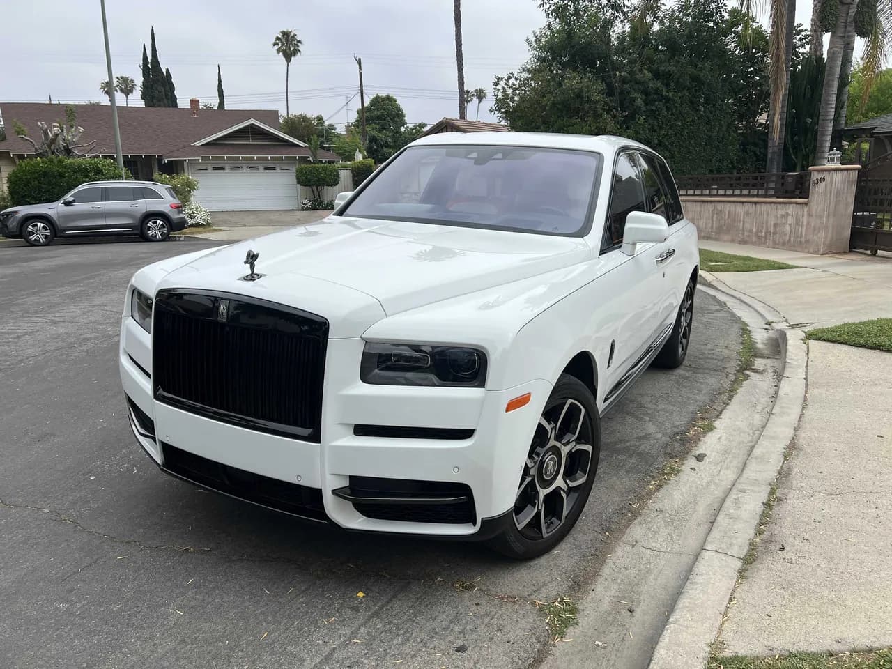 Rolls-Royce Cullinan White, paintwork Rolls-Royce Cullinan White, paintwork