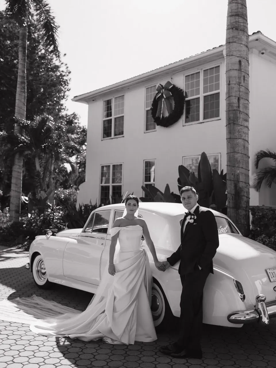 White 1960 Rolls-Royce Silver Cloud exterior, photo 7 for wedding car rental in Naples, FL