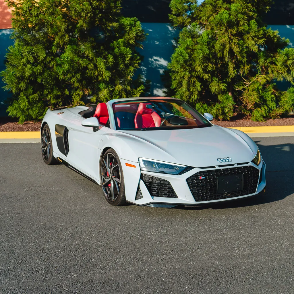 Silver 2022 Audi R8 V10 Spyder Iblis, photo 2 for wedding car rental in Rockville, MD Silver 2022 Audi R8 V10 Spyder Iblis, photo 2 for wedding car rental in Rockville, MD