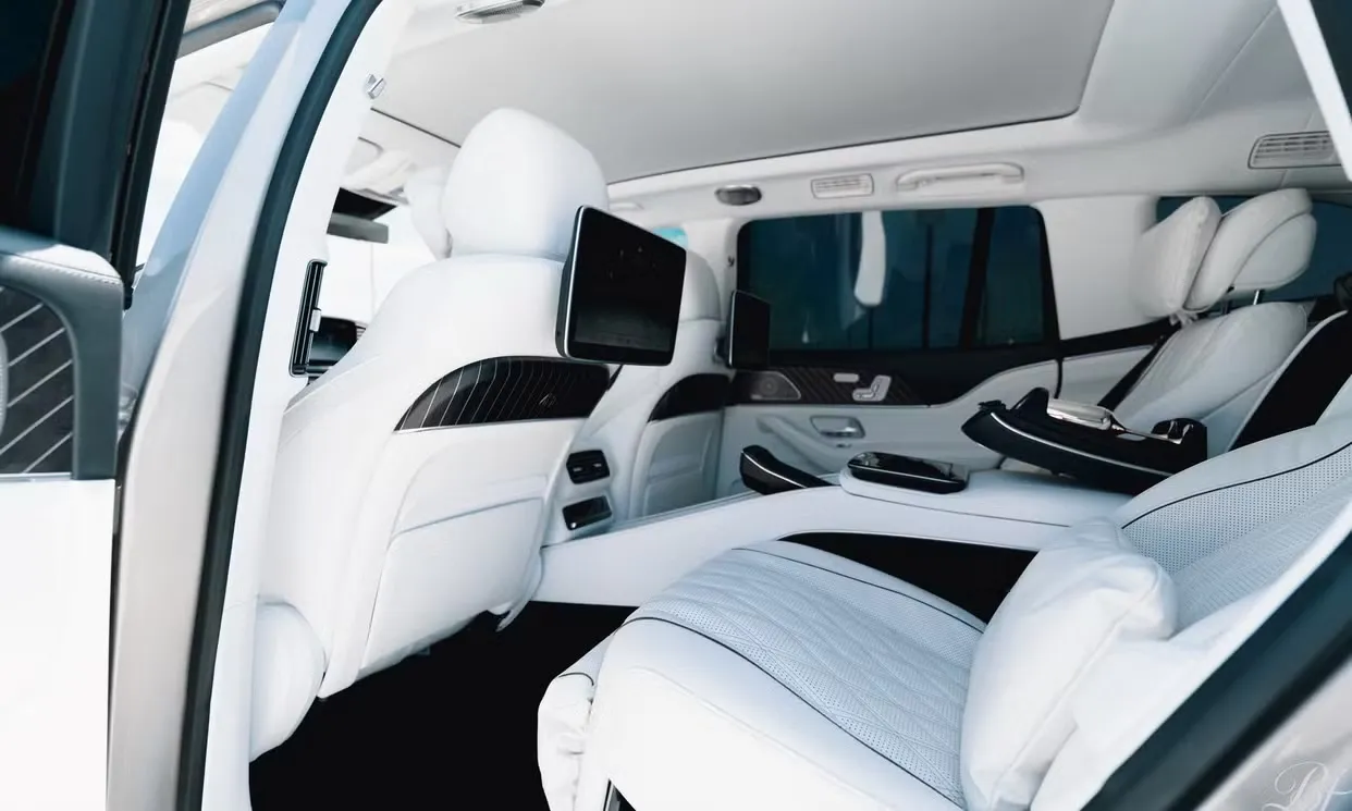 2025 Maybach GLS 600 - Mercedes-Benz, photo 4 for wedding car rental in Los Angeles, CA