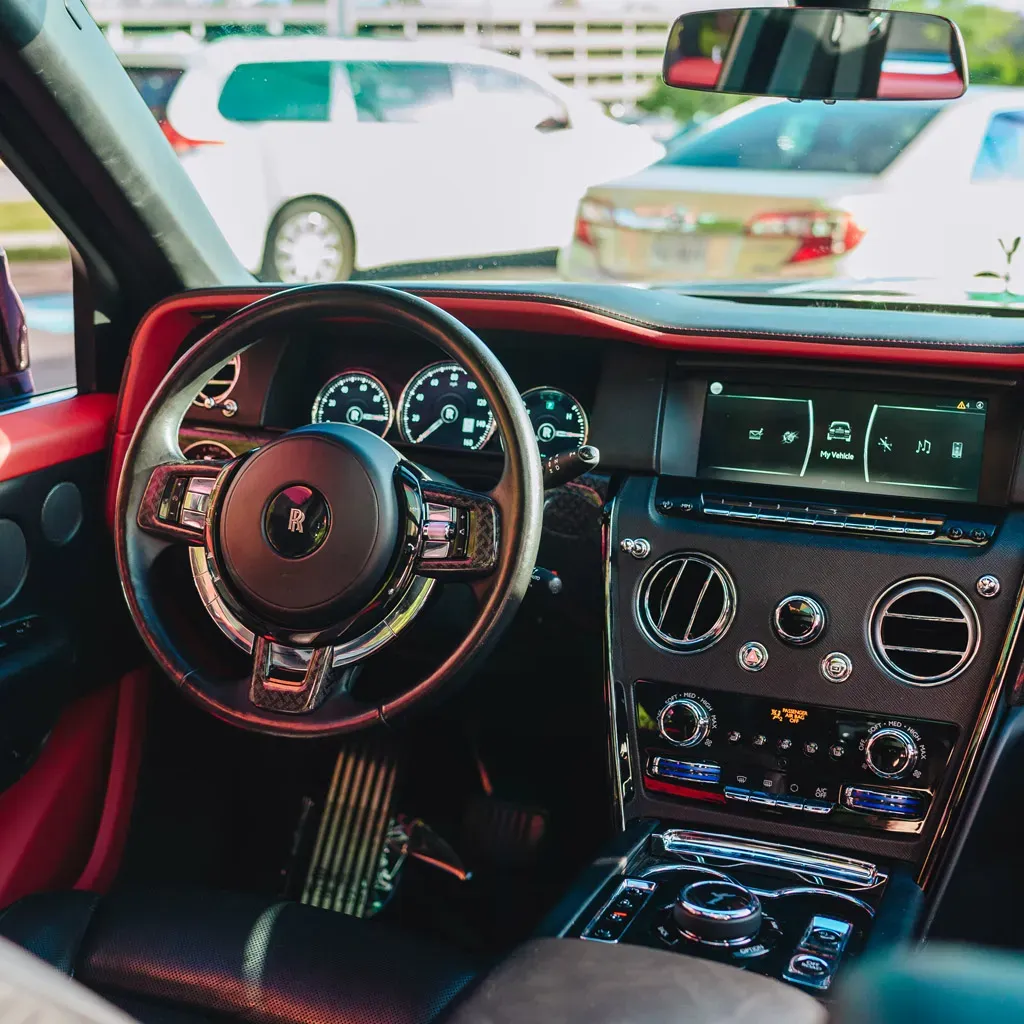 Black Badge Rolls-Royce Cullinan Diamond Xirralic, photo 11 for wedding car rental in Perry County, PA
