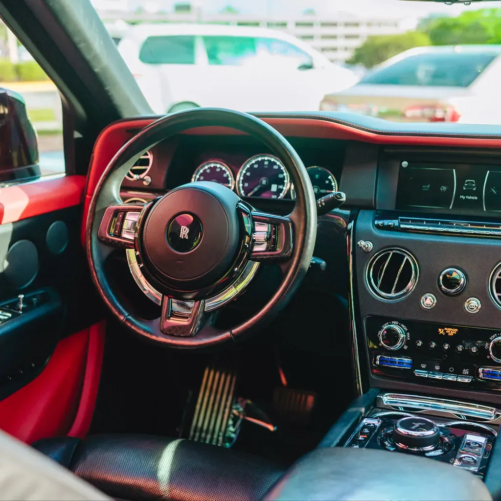 Black Badge Rolls-Royce Cullinan Diamond Xirralic, photo 4 for wedding car rental in Perry County, PA