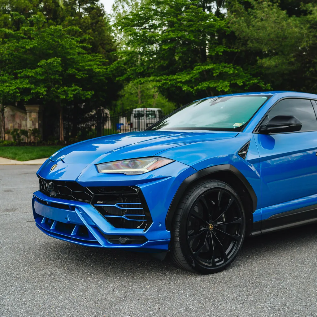 Blue Blu Eleos Lamborghini Urus, photo 11 for wedding car rental in Rockville, MD