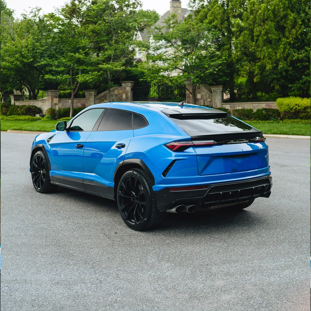 Blue Blu Eleos Lamborghini Urus, photo 9 for wedding car rental in Rockville, MD