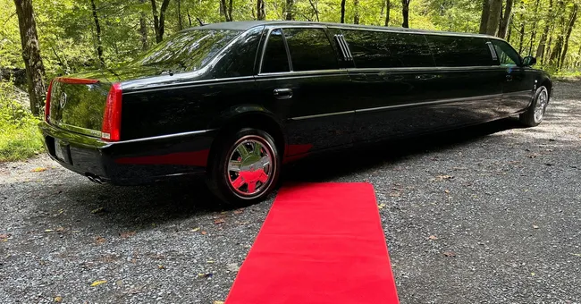 Cadillac Stretch Limousine Cadillac Stretch Limousine ready for booking