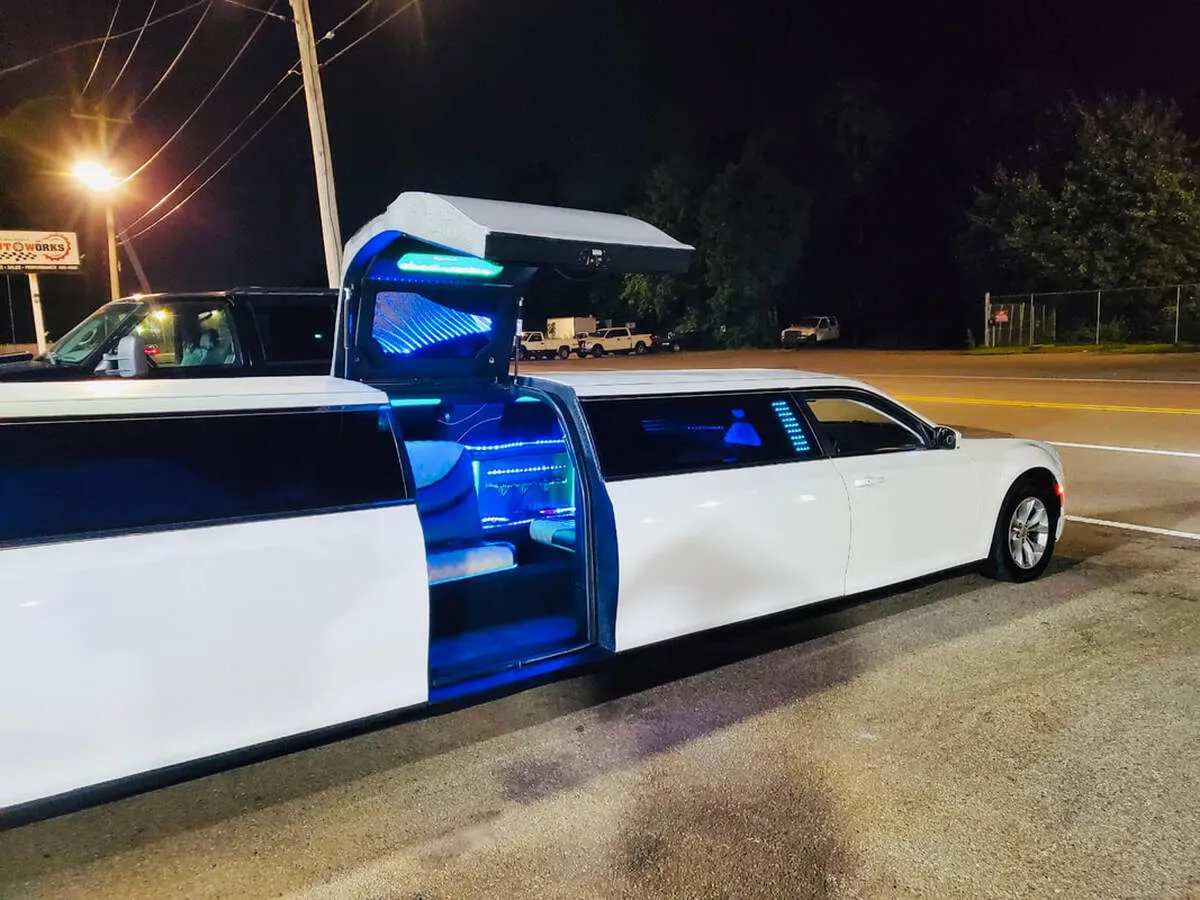 Chrysler 300 Jet Doors White Chrysler 300 Jet Doors with bridal (jet) door for limo rental