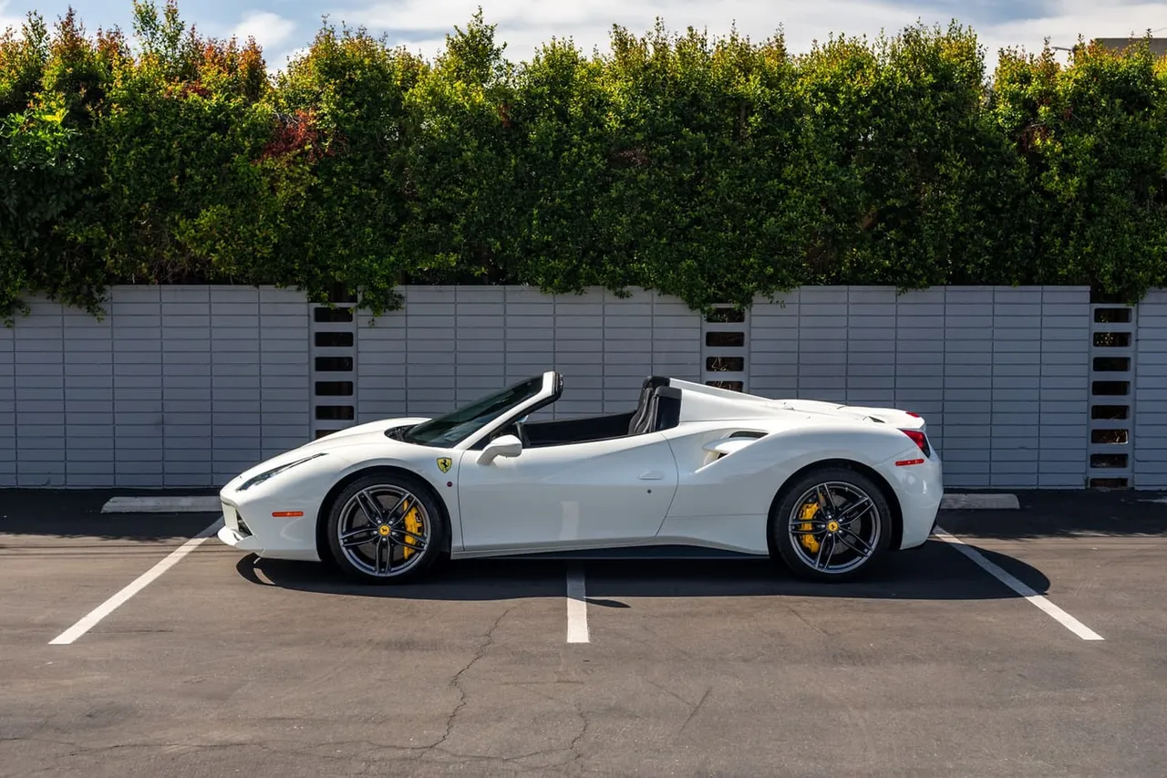 White-painted Ferrari 488 Spider [4]