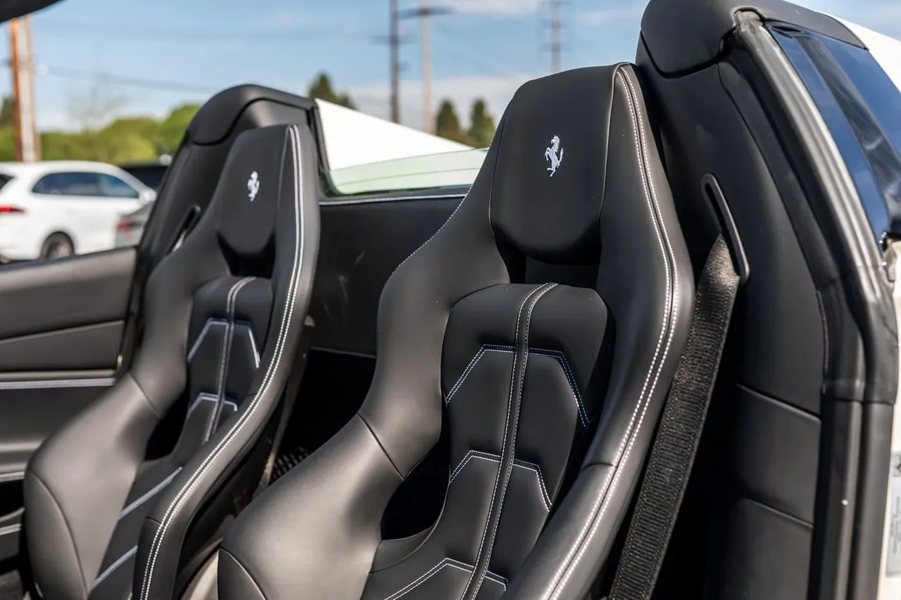 White-painted Ferrari 488 Spider [5]
