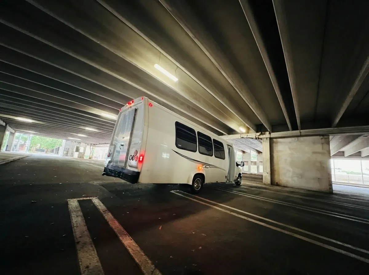 White-painted Ford E-450 Series Party Bus [2]