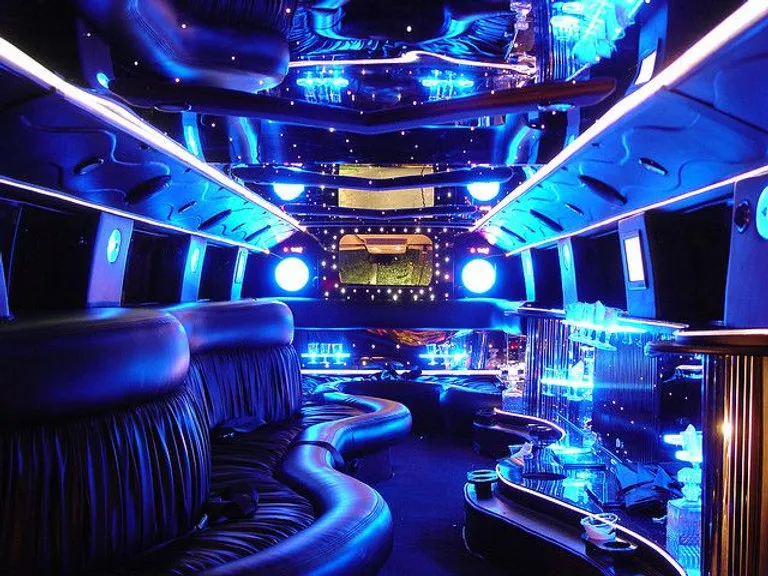 White Hummer Limousine, photo 2 for limo rental in Livermore, CA