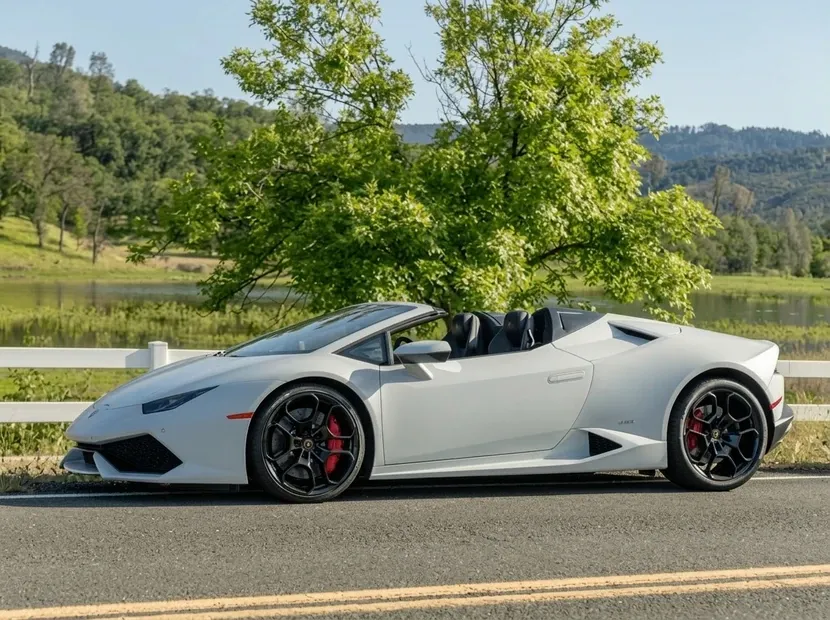 White-painted Lamborghini Huracan LP610-4 Spyder ready for booking
