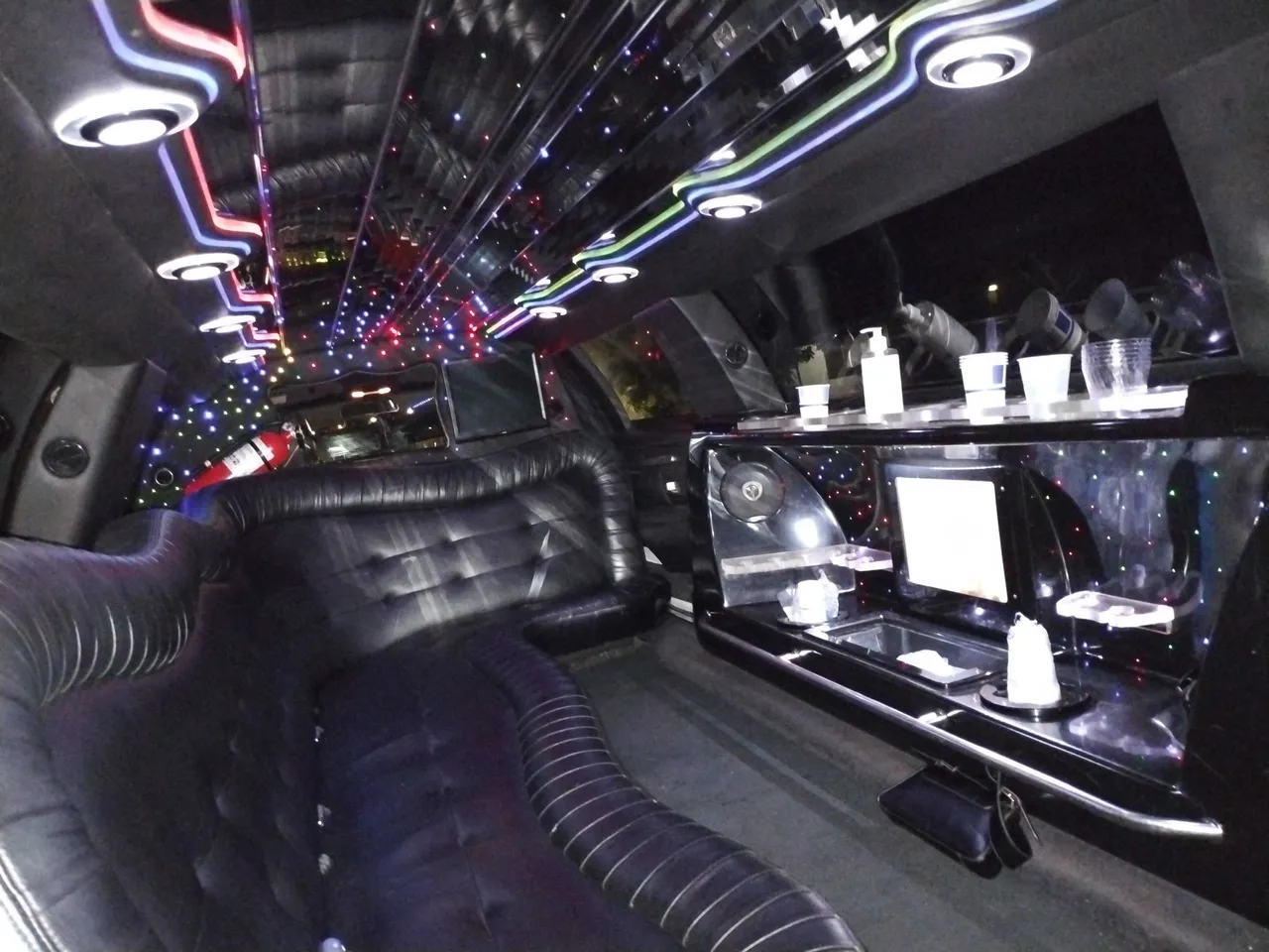 Lincoln limousine interior for limo rental in Santa Cruz County, AZ