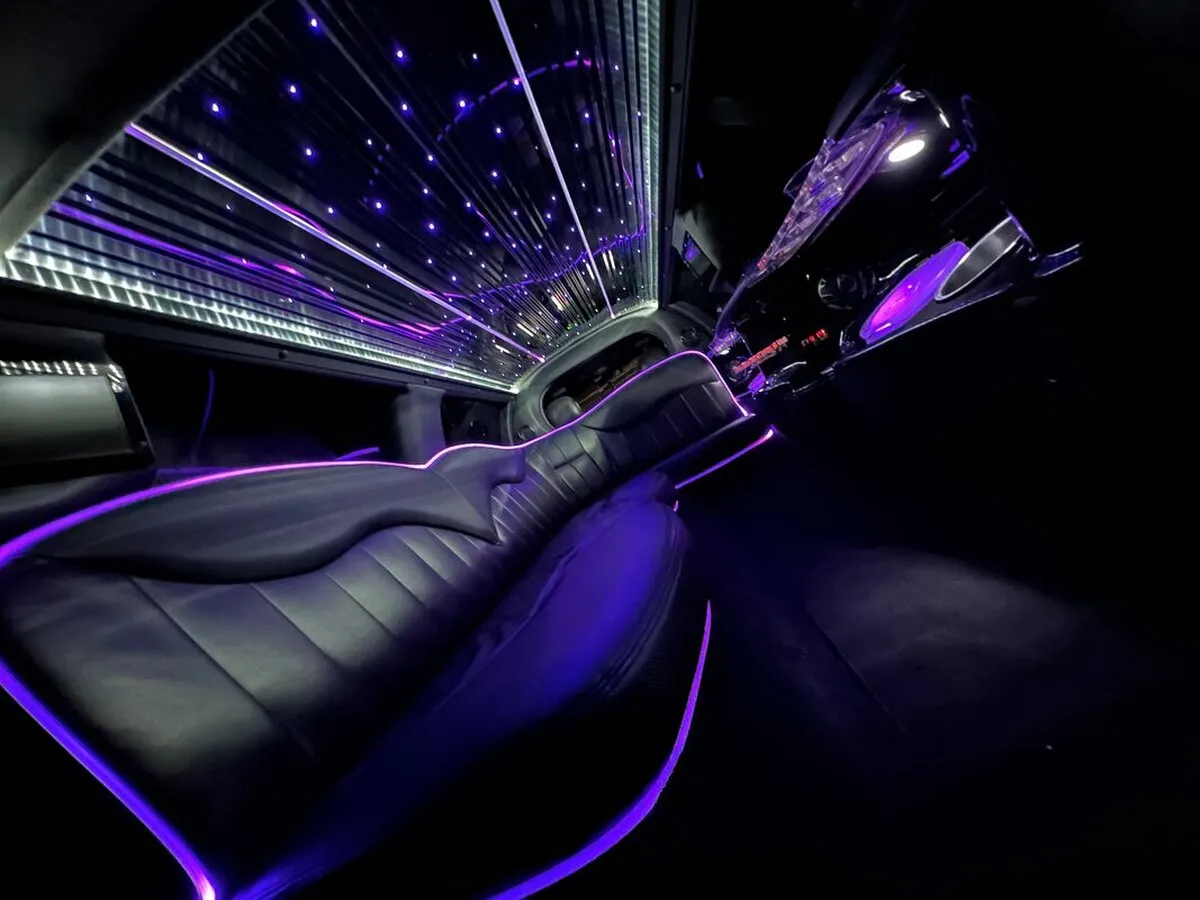Lincoln Town Car Limousine interior with LED accent lighting, LED ceiling lighting and starlight or fiber-optic ceiling, photo 9 for limo rental