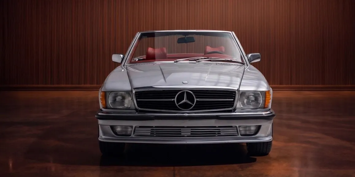 Silver Mercedes Benz 450 SL exterior with convertible roof, photo 3 for wedding car rental in Grant County, WV