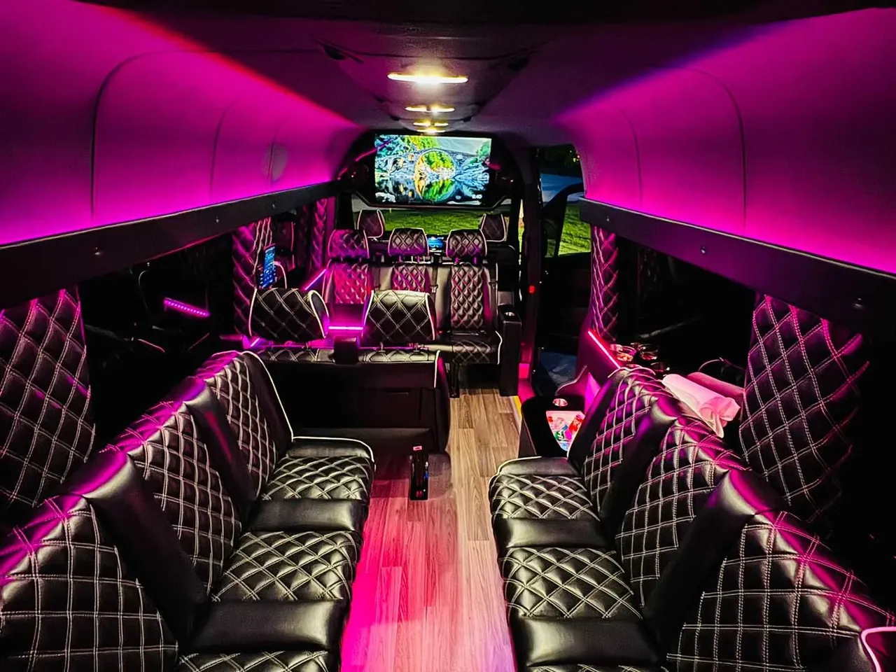 Black-painted Mercedes-Benz Executive Sprinter [4]
