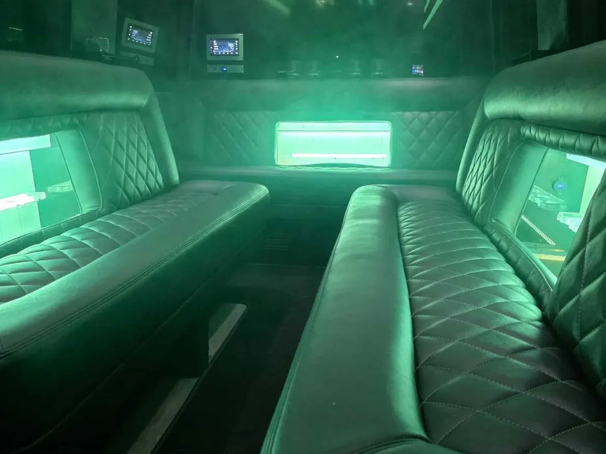 Black-painted Mercedes-Benz Limousine Sprinter ready for booking