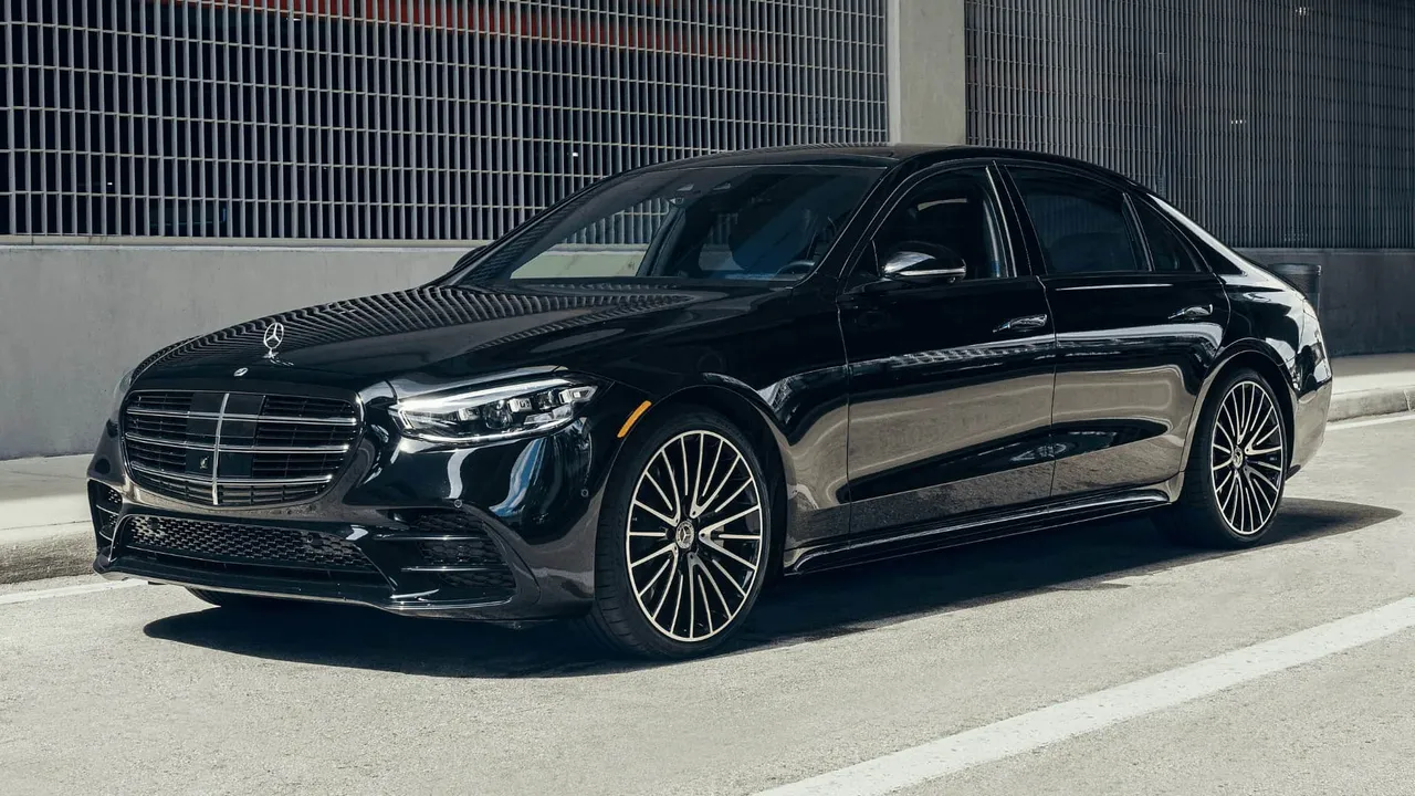 Black Mercedes-Benz S-Class Platinum Sedan for wedding car rental in Tampa, FL