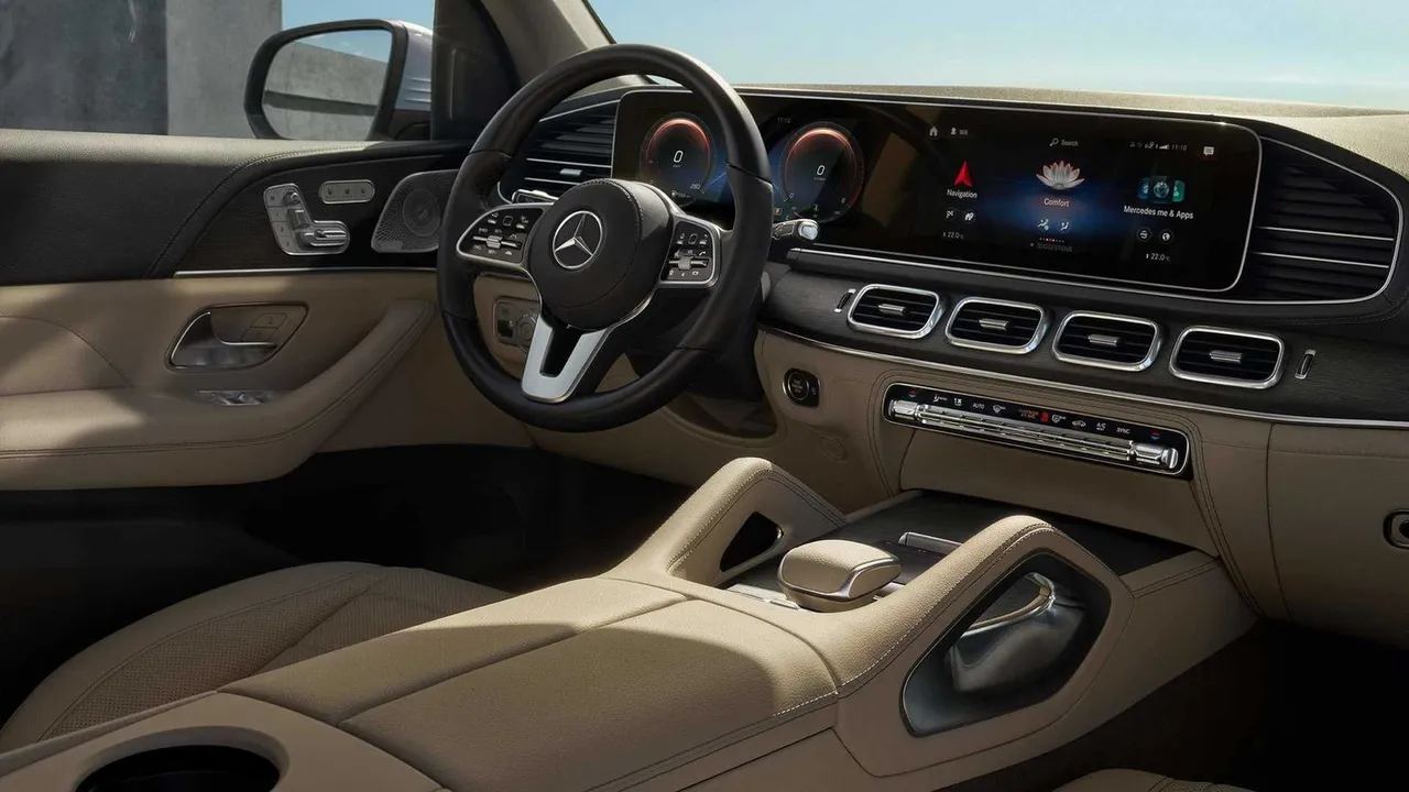 Mercedes-Maybach GLS interior for wedding car rental in New York City, NY