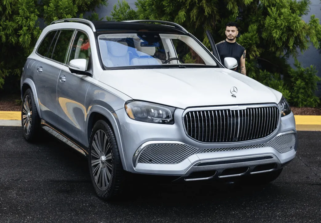 White Mercedes-Maybach GLS for wedding car rental in Arlington, VA White Mercedes-Maybach GLS for wedding car rental in Arlington, VA