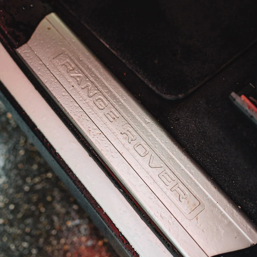 White Range Rover SVR, photo 7 for wedding car rental in Rockville, MD