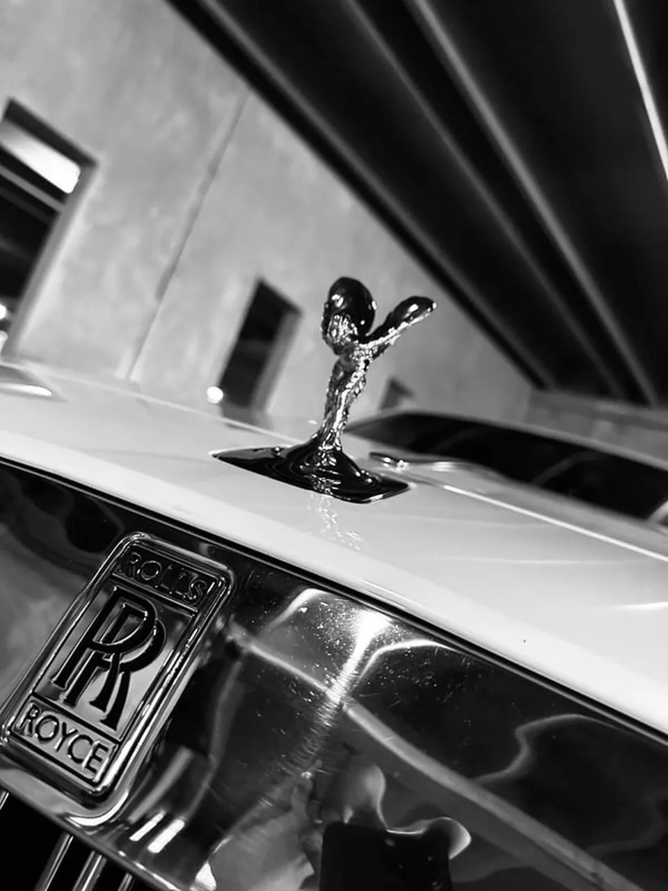 Rolls Royce Ghost Sedan close-up for wedding car rental in Lincoln County, ME
