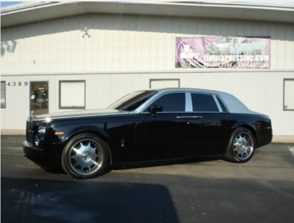 Rolls-Royce Phantom Black Rolls-Royce Phantom Black ready for booking